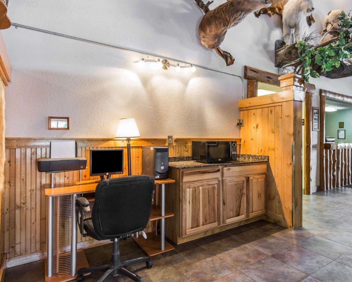 The Antler Lodge - Gardiner Esterno foto